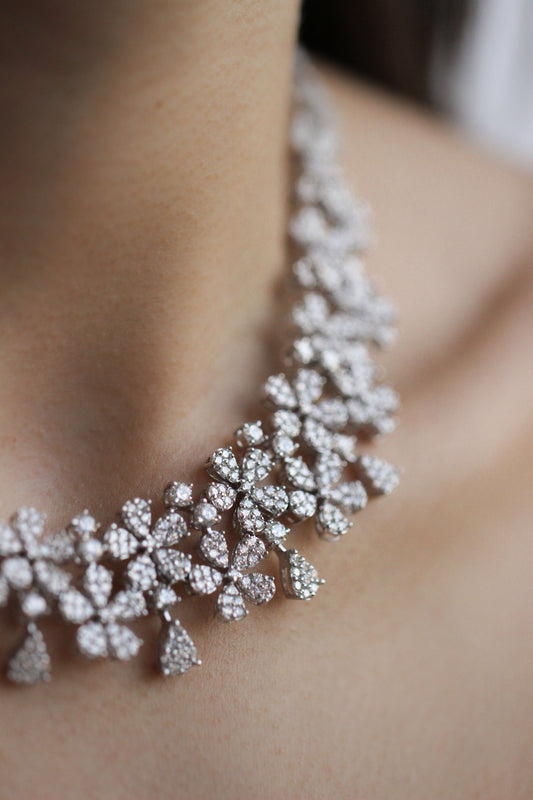 Collar Flores de Diamante